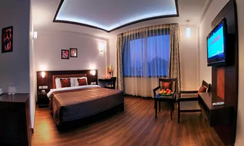 هتل رتریت آگرا